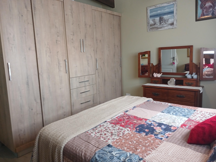 4 Bedroom Property for Sale in Dana Bay Western Cape